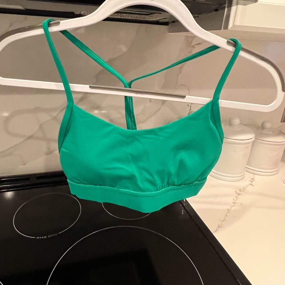 Lululemon NWOT Flow Y Bra in Emerald Green Size 6
